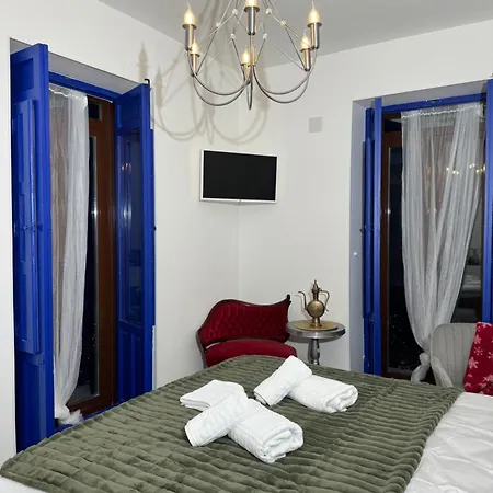 Castanos 4 Aparthotel *