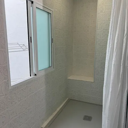 Apart-hotel Castanos 4 *